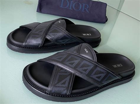 dior voor mannen|Dior plastic sandalen.